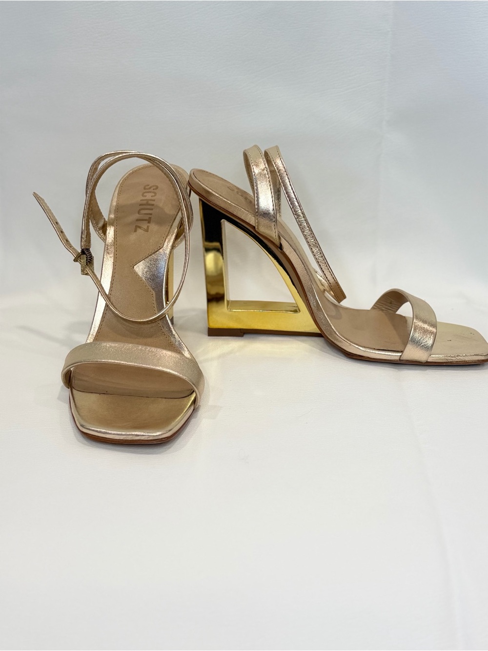 SCHUTZ Metallic Gold Geometric Heel Slingback Sandals